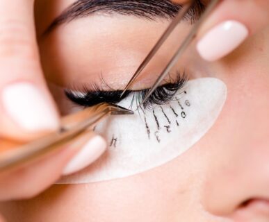eyelash extensions in Dubai